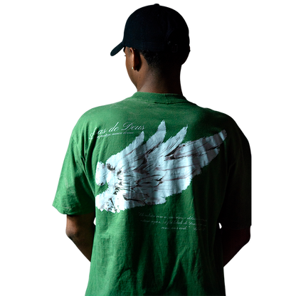 CAMISETA VERDE MUSGO ASAS DE DEUS