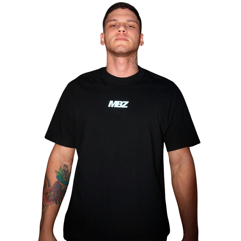 CAMISETA PLANET M PRETA